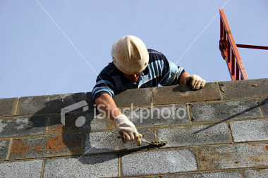 Construction Labor using Labor Time Tracker